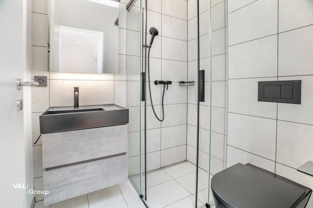Appartement 4 pièces à acheter à Viège - image 1/8