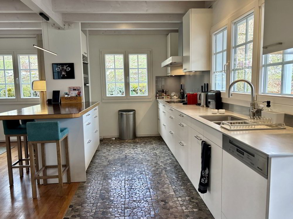 8 Zimmer Haus zum verkaufen in Gingins - Bild 1/13