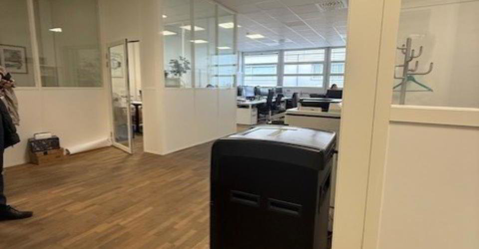 Bureau & Commerce null pièces à louer à Delémont - image 1/10