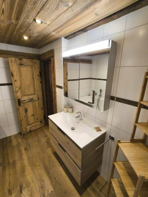 Casa di 13 locali in vendita a Randogne - immagine 1/13