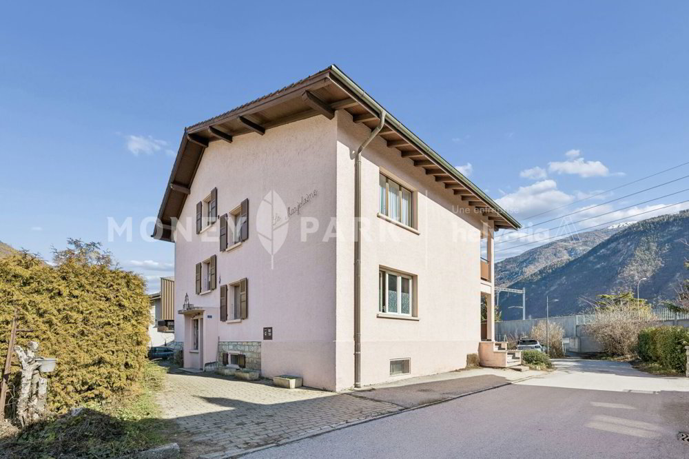 8 rooms House to buy in St-Léonard - image 1/14