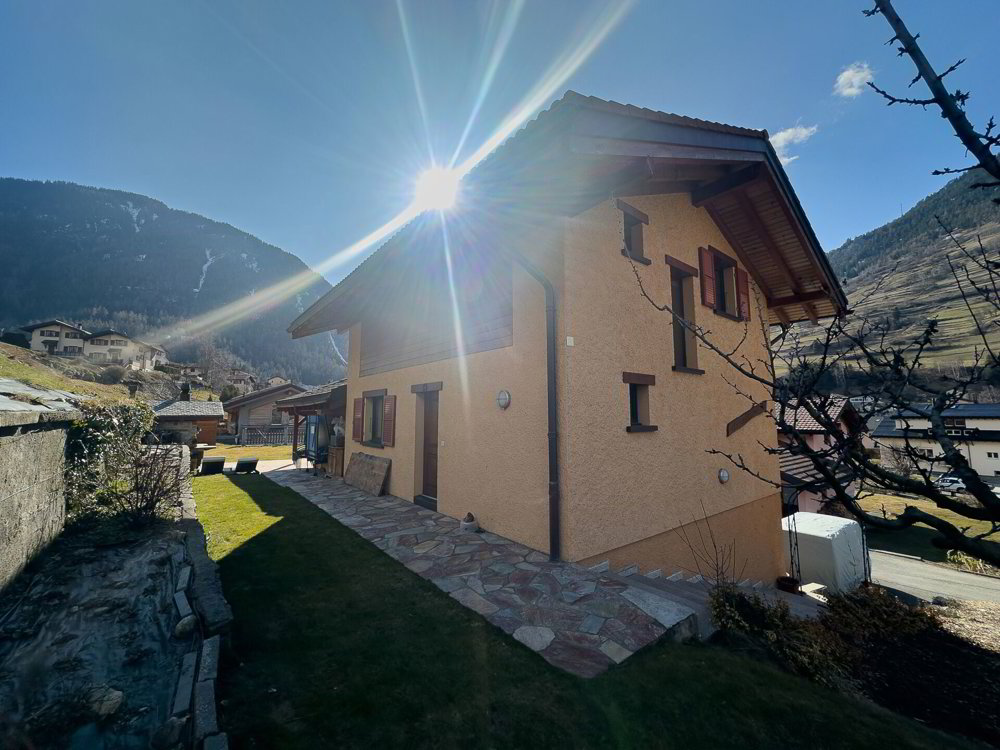 6 rooms House to buy in Orsières - image 1/21