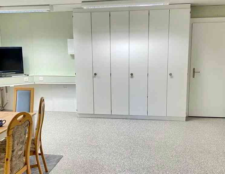 1 Zimmer Büro zu vermieten in Horw - Bild 1/3