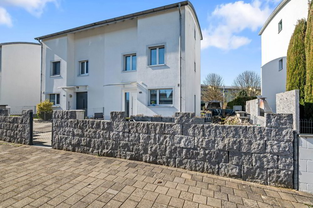 5.5 rooms House to buy in Dottikon - image 1/18