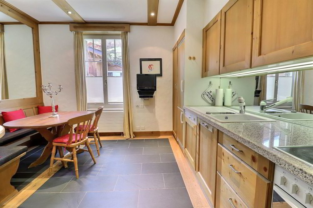 3 rooms Apartment for rent in Château-d'Oex - image 1/6