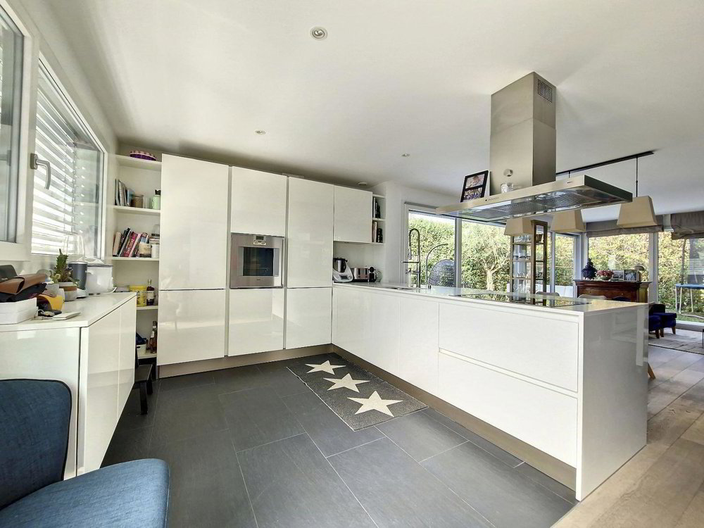 6 Zimmer Haus zu vermieten in Bellevue - Bild 1/2