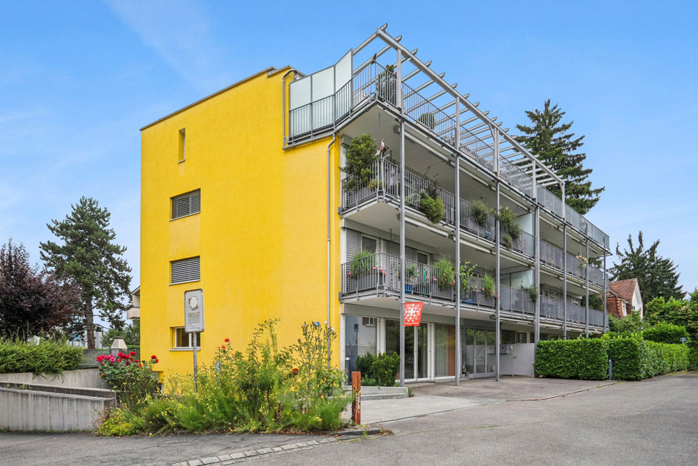 ALL IN ONE - WOHNEN UND ARBEITEN AN TOPP LAGE