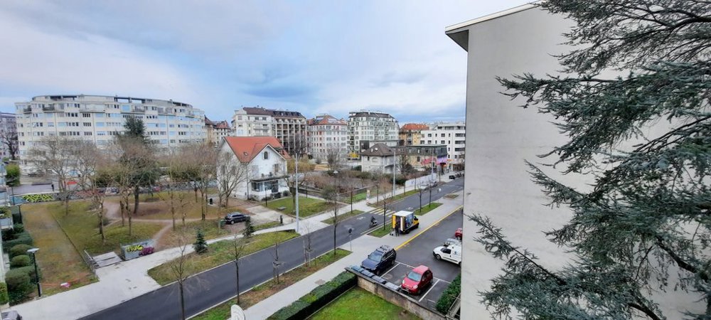5 rooms Apartment for rent in Genf - image 1/12