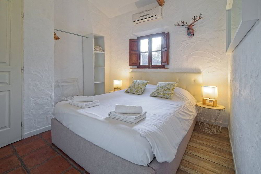 Casa di 14 locali in vendita a Givrins - immagine 1/10