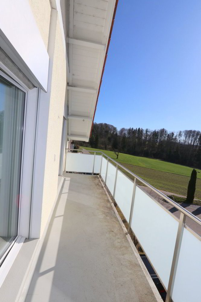 6.5 rooms House to buy in Nürensdorf - image 1/13