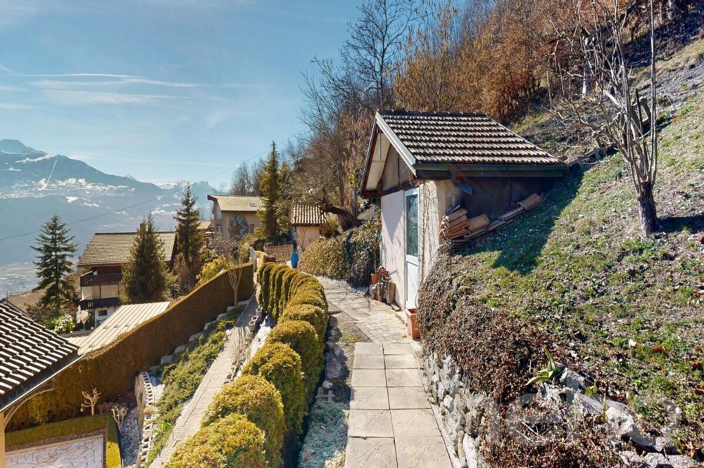 5.5 rooms House to buy in Daillon - image 1/12