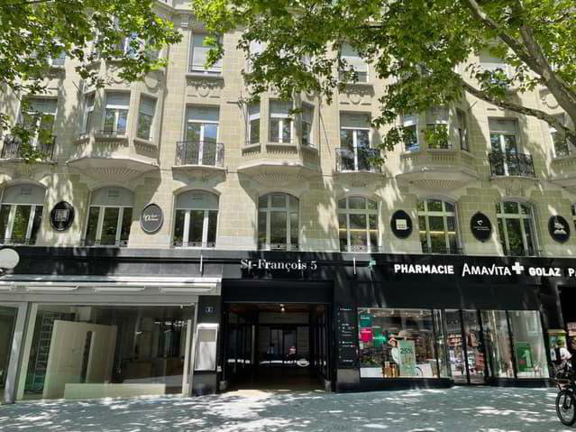 Bureau & Commerce null pièces à louer à Lausanne - image 1/9