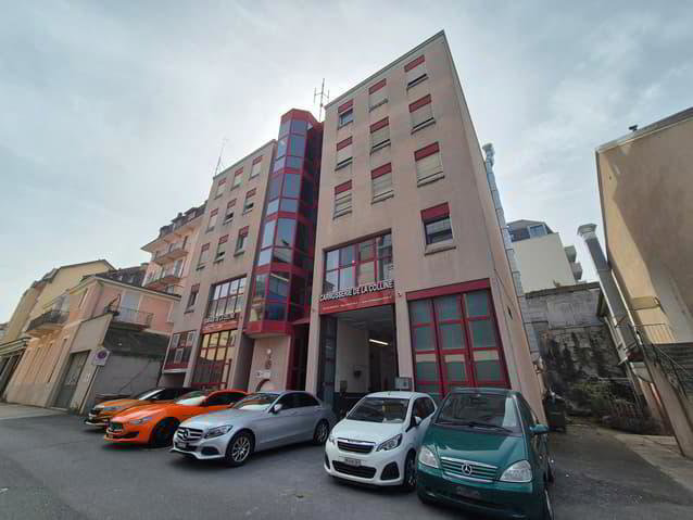 Bureau & Commerce null pièces à louer à Lausanne - image 1/2