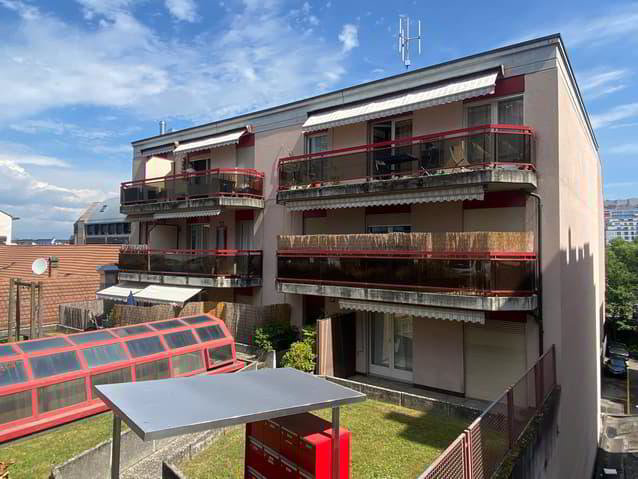 null rooms Office & Commercial for rent in Lausanne - image 1/9