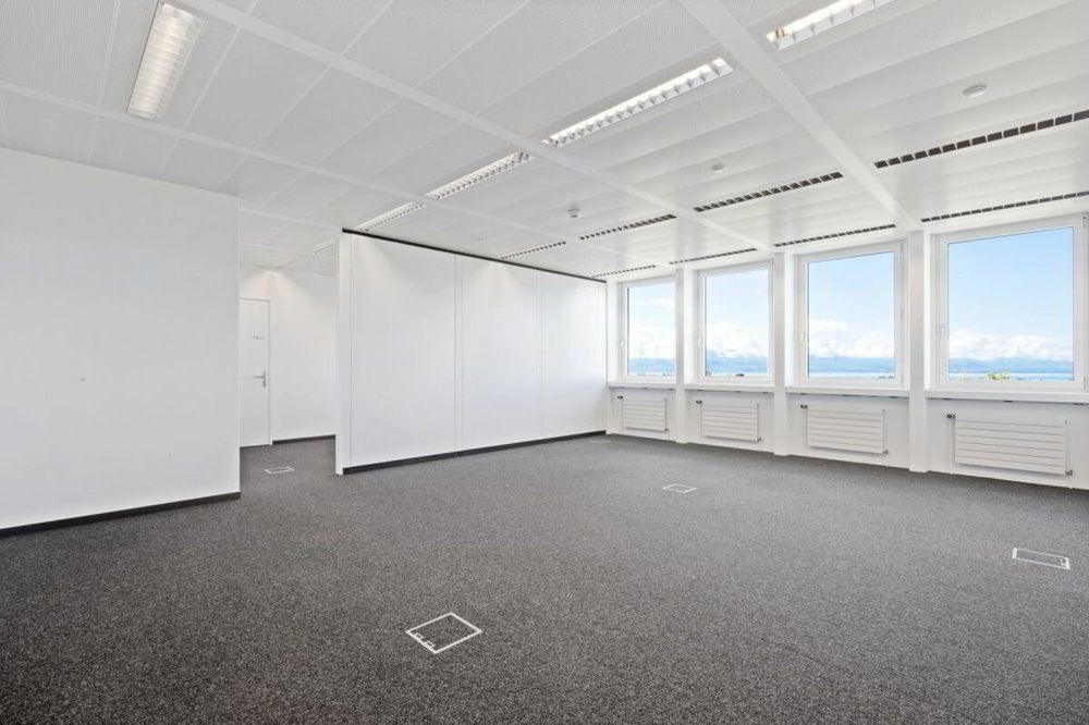 Bureaux de 550 m² à louer immédiatement à Renens - Vista 2