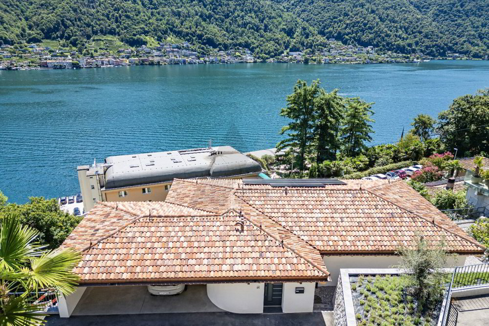 8.5 rooms House for rent in Vico Morcote - image 1/15