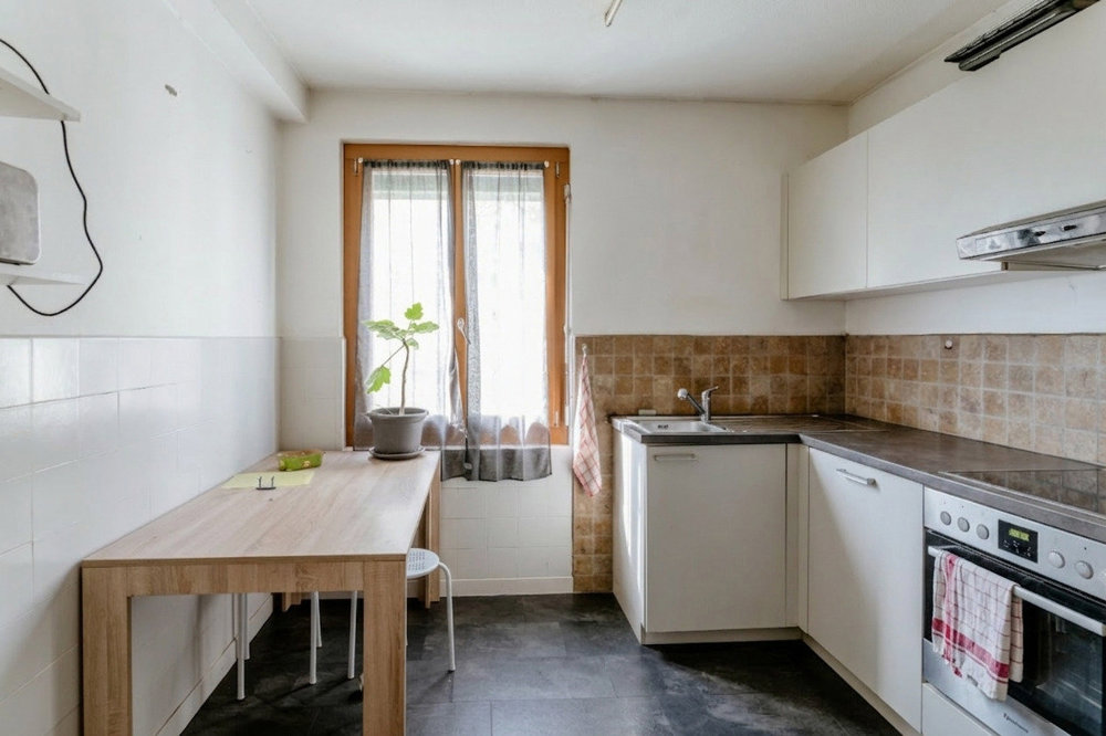 House for sale in Moutier, CH - Mehr