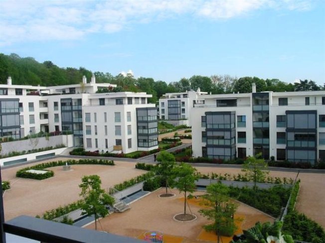 8 Zimmer Wohnung zu vermieten in Chambésy - Bild 1/1