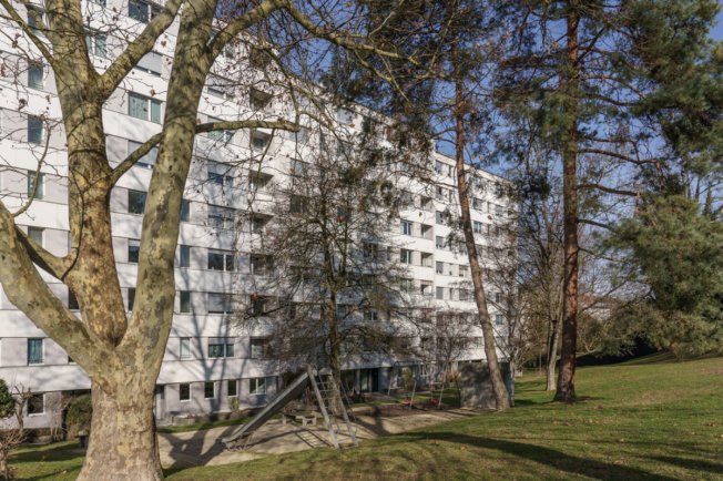 4 Zimmer Wohnung zu vermieten in Binningen - Bild 1/1