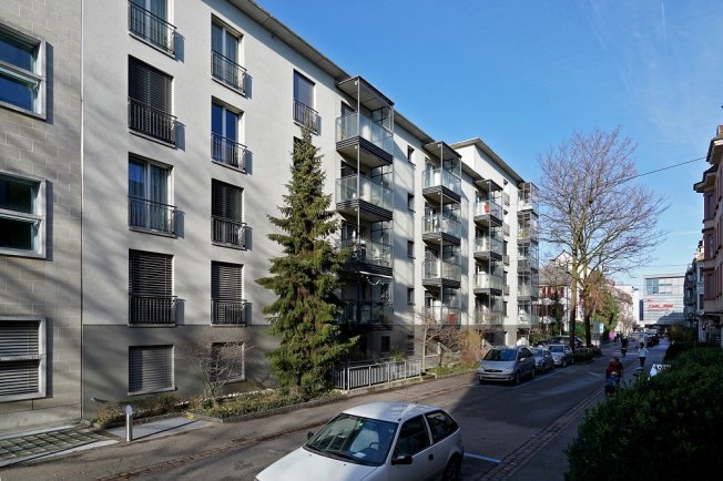 1 rooms Apartment for rent in Basilea - image 1/1