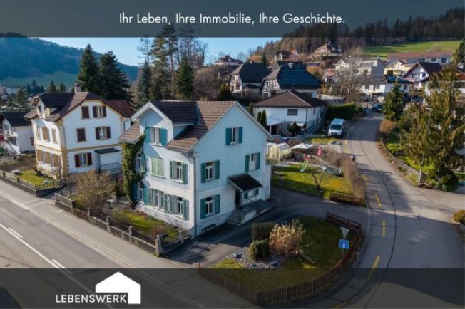 8 Zimmer Haus zum verkaufen in Balterswil - Bild 1/1