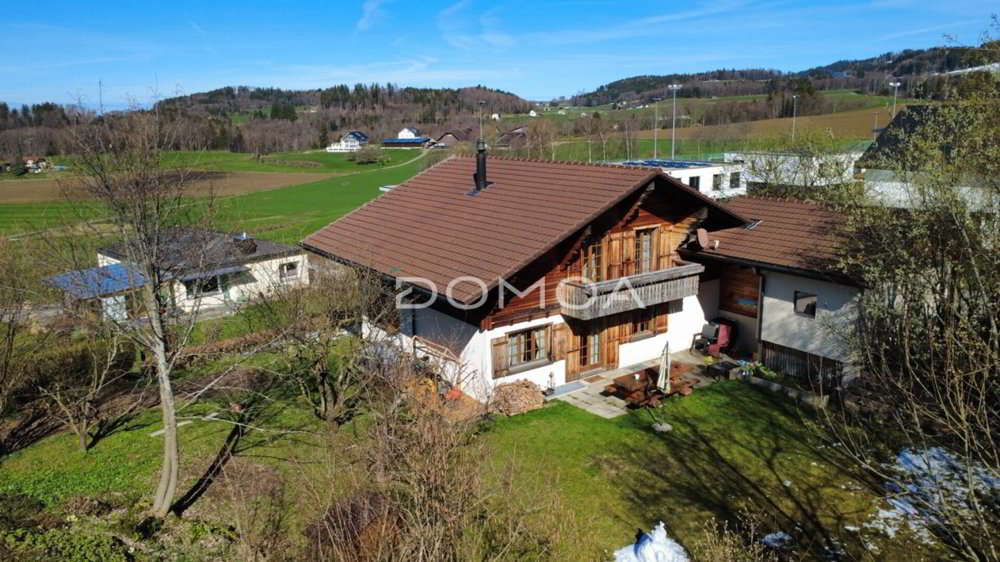 Casa di 6.5 locali in vendita a St. Silvester - immagine 1/10