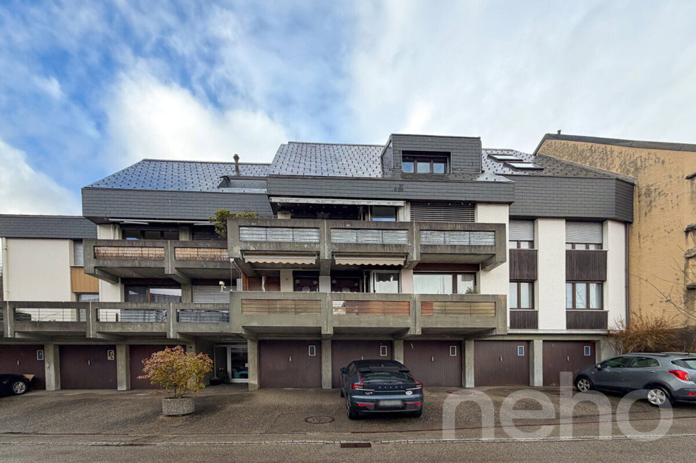 4.5 Zimmer Wohnung zum verkaufen in Leubringen - Bild 1/12