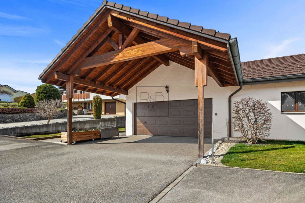 Casa di 4 locali in vendita a Vaulruz - immagine 1/10