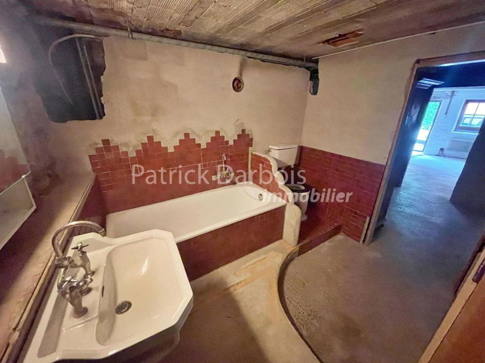 Casa di 10 locali in vendita a Montagny-près-Yverdon - immagine 1/47