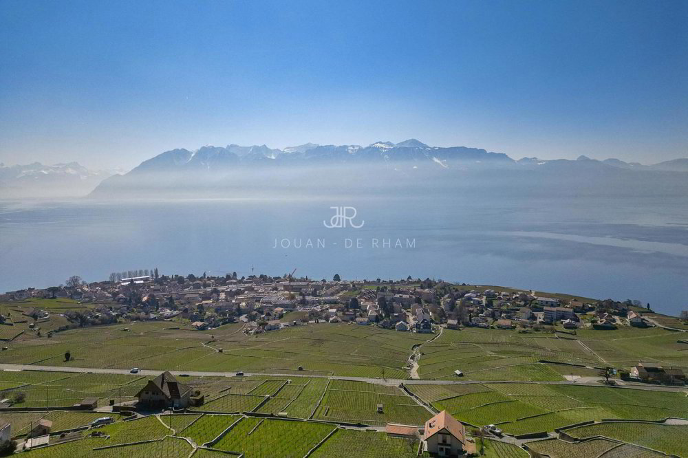 Casa di 5 locali in vendita a Grandvaux - immagine 1/9
