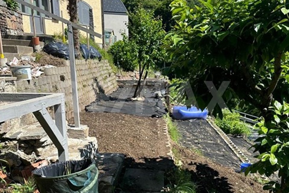 Terreno di 4 locali in vendita a Lopagno - immagine 1/10
