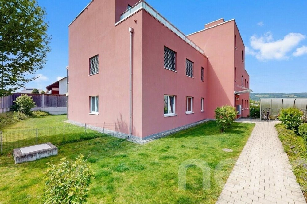 Appartement 3.5 pièces à acheter à Weiach - image 1/12