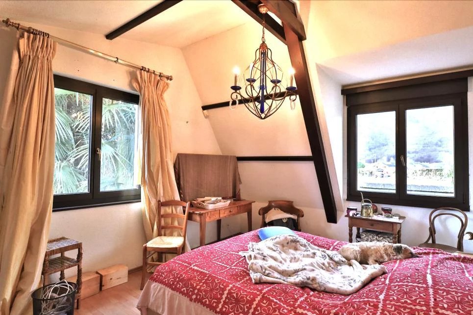 Maison 8 pièces à acheter à Bouveret - image 1/13