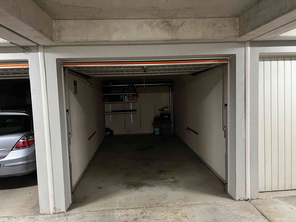 null rooms Car park, garage to buy in Bubendorf - image 1/3
