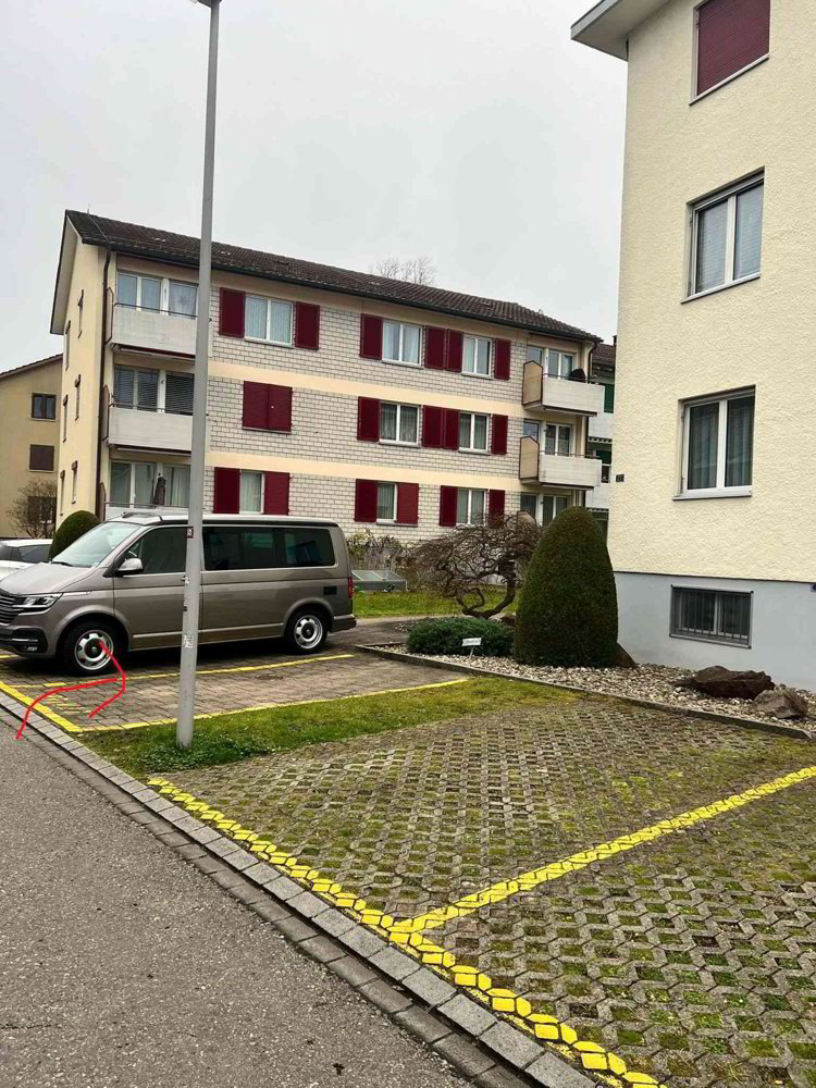 null rooms Car park, garage for rent in Bassersdorf - image 1/2