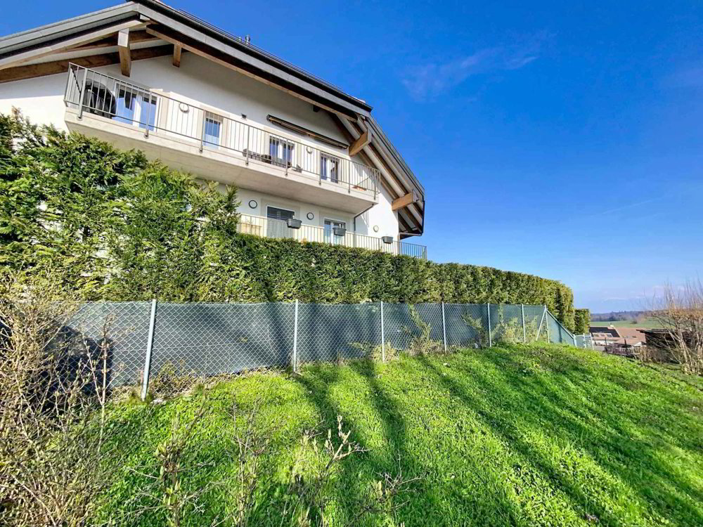 3 rooms Apartment to buy in Longirod - image 1/10
