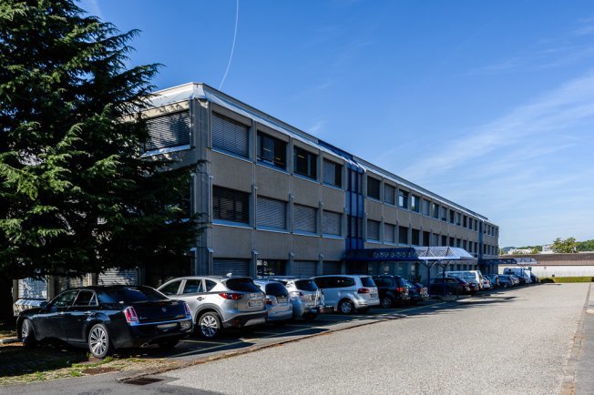 Ufficio & Commercio di null locali in affitto a Ecublens VD - immagine 1/1