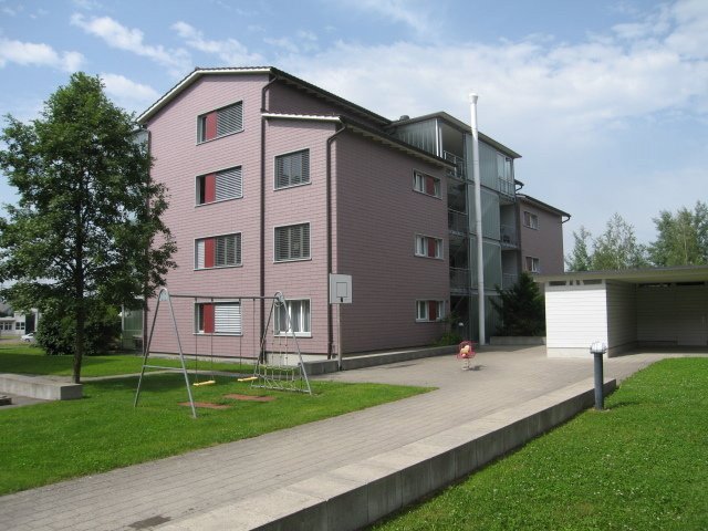 null rooms Car park, garage for rent in Pfäffikon ZH - image 1/1