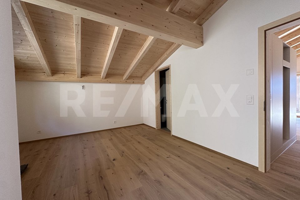 4.5 Zimmer Wohnung zum verkaufen in Schiers - Bild 1/13