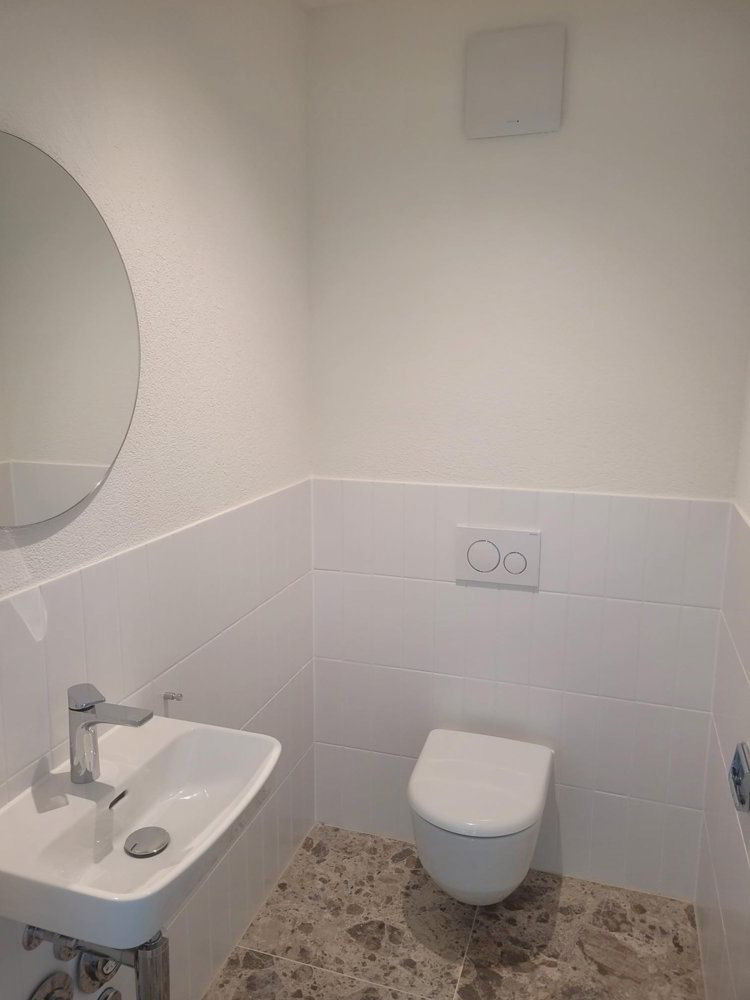 null rooms Office & Commercial for rent in Basel - image 1/3