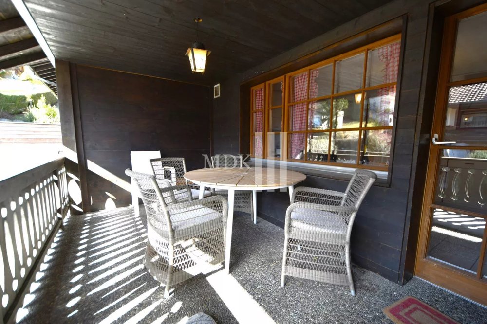 Appartement 4 pièces à louer à Champéry - image 1/10