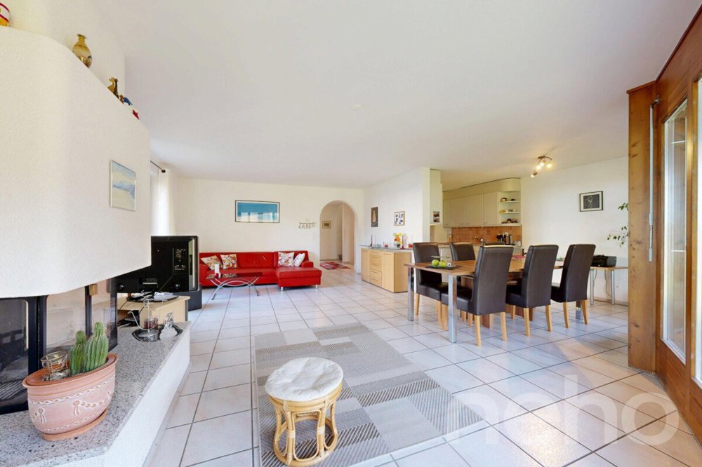 Casa di 6.5 locali in vendita a Avry-sur-Matran - immagine 1/12