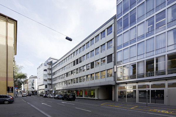 null rooms Car park, garage for rent in Zürich - image 1/1