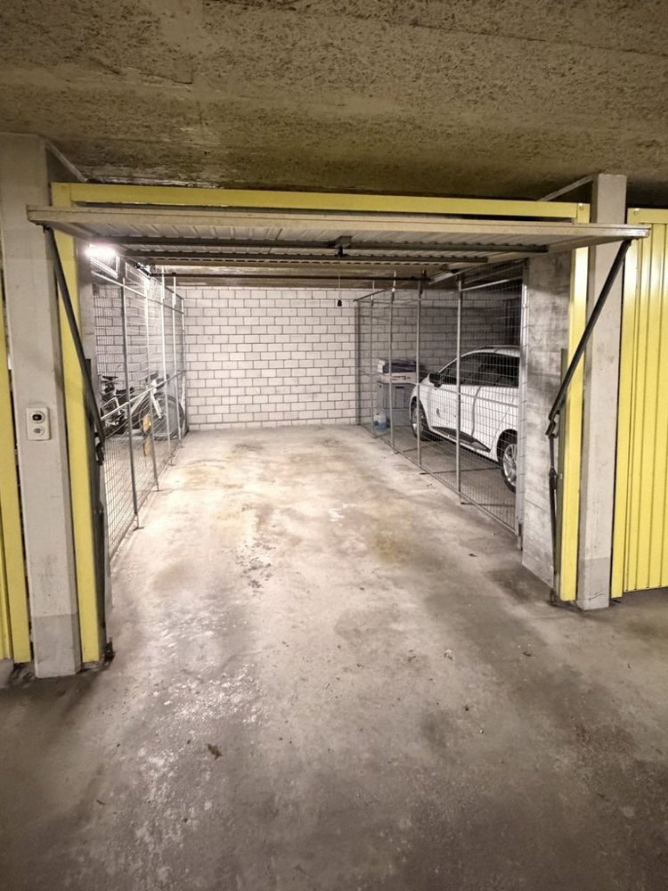 null rooms Car park, garage for rent in Buchs AG - image 1/2