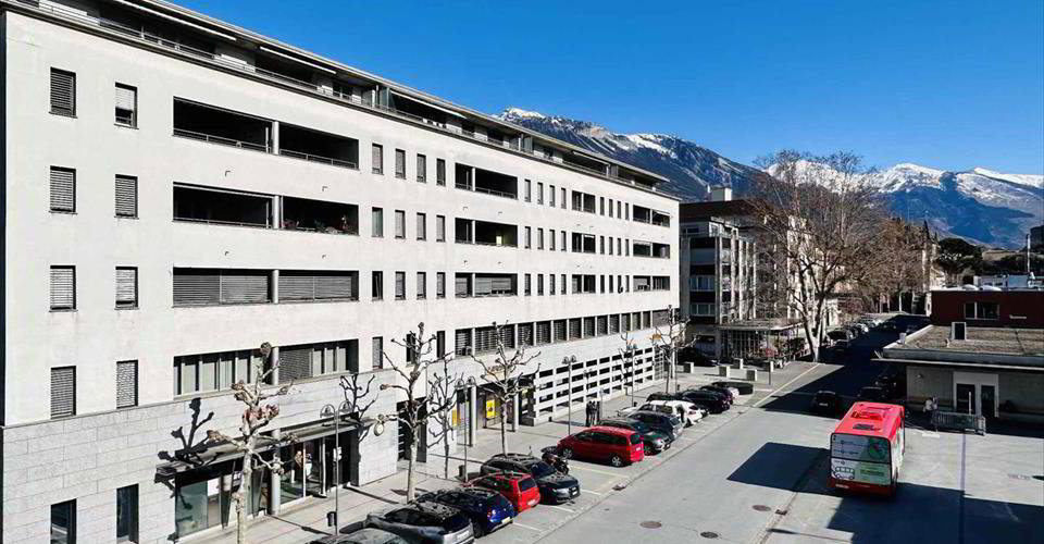 Bureau & Commerce null pièces à louer à Sierre - image 1/5