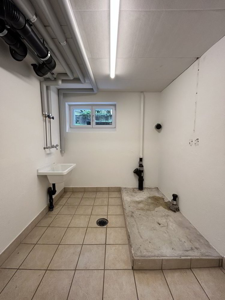 Ufficio & Commercio di null locali in affitto a Zurich - immagine 1/2