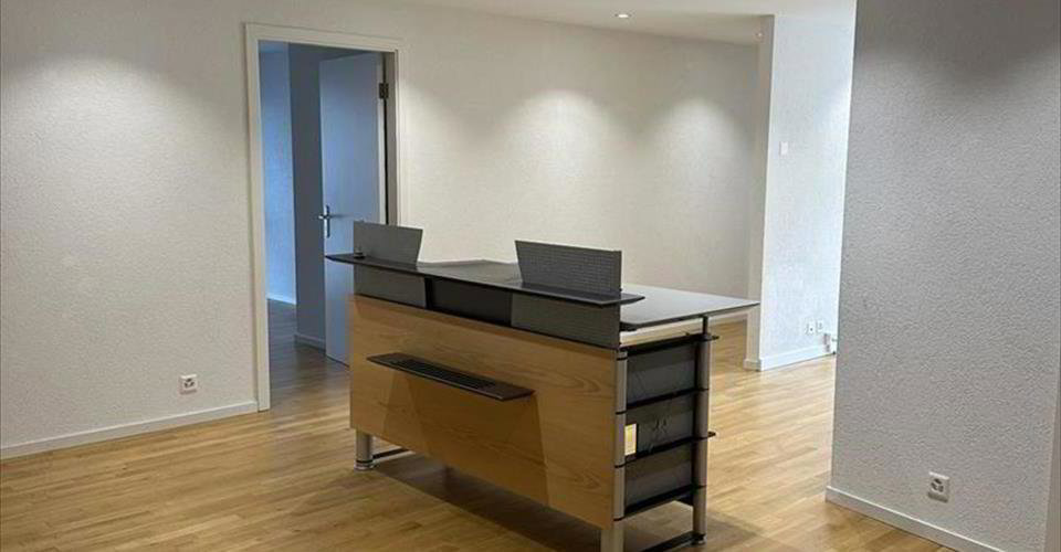 Bureau & Commerce null pièces à louer à Pruntrut - image 1/11