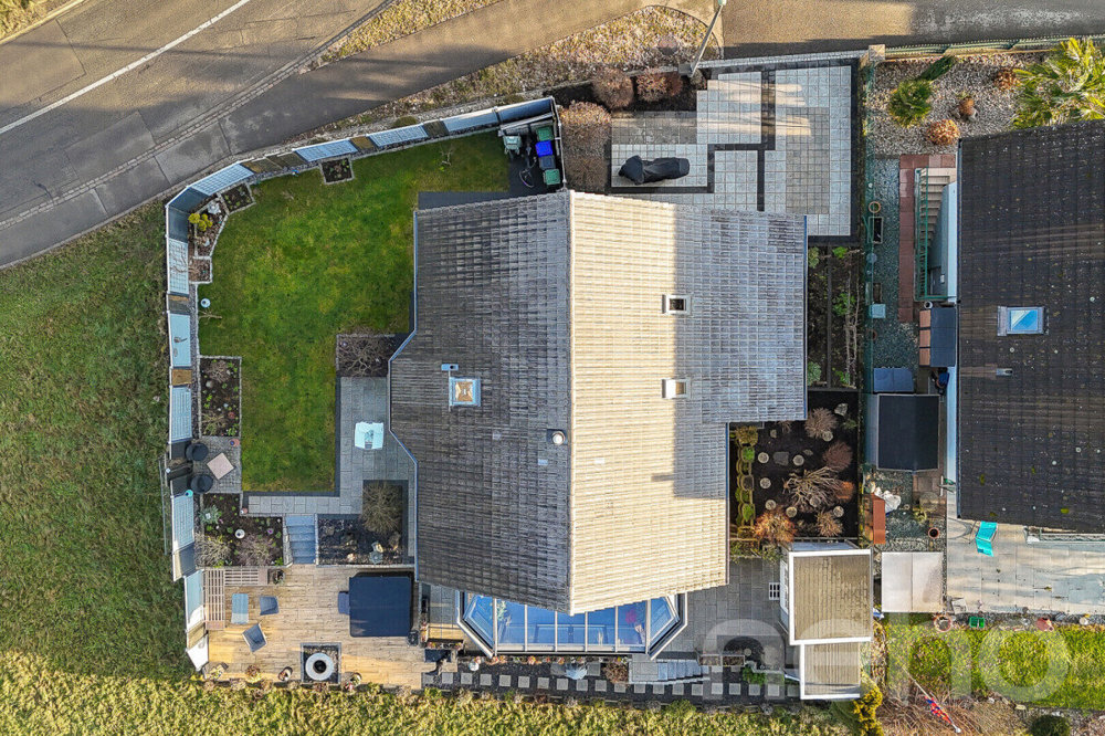 4.5 Zimmer Haus zum verkaufen in Duggingen - Bild 1/12