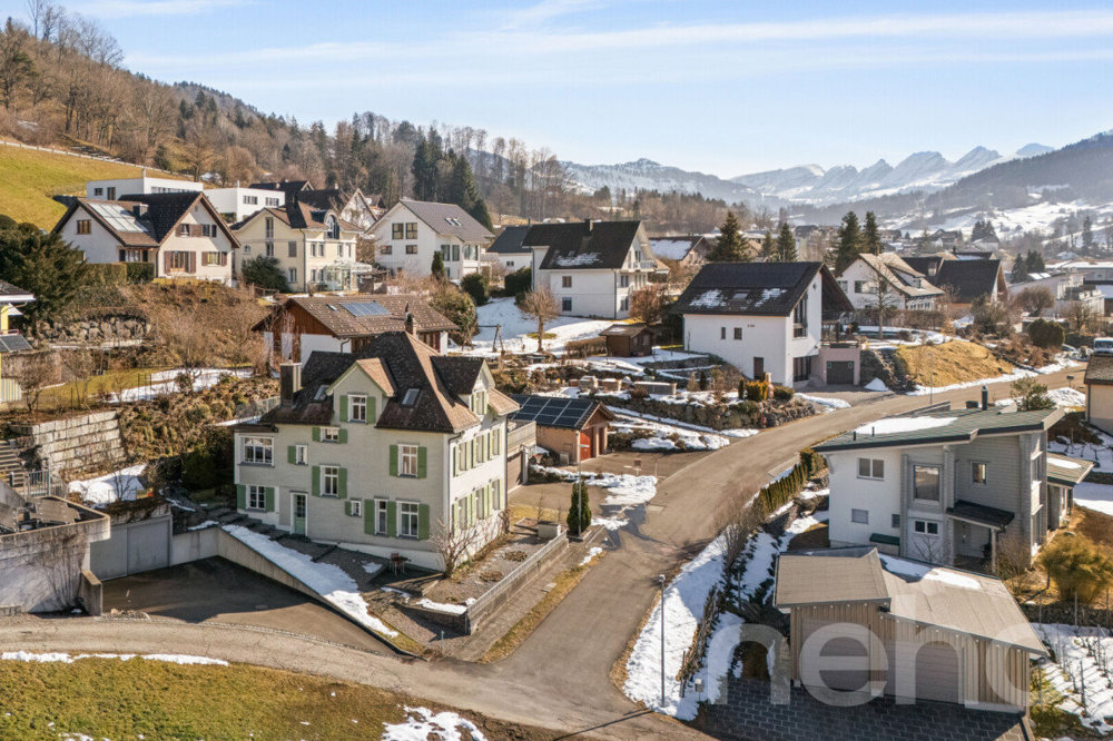 Maison 7 pièces à acheter à Ebnat-Kappel - image 1/12