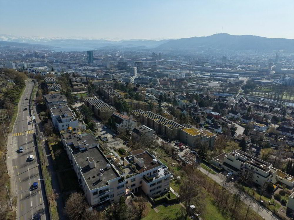 3 rooms Apartment to buy in Zürich - image 1/10